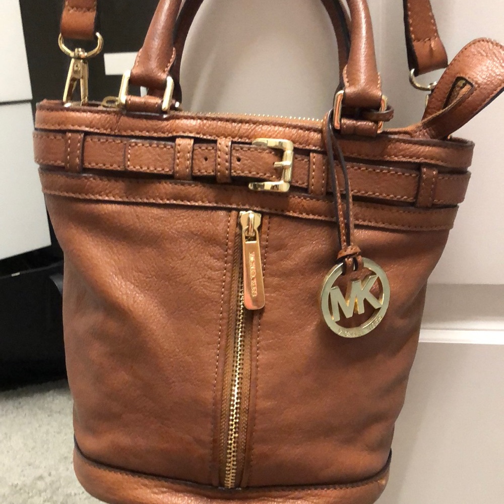 Michael Kors luggage pocketbook